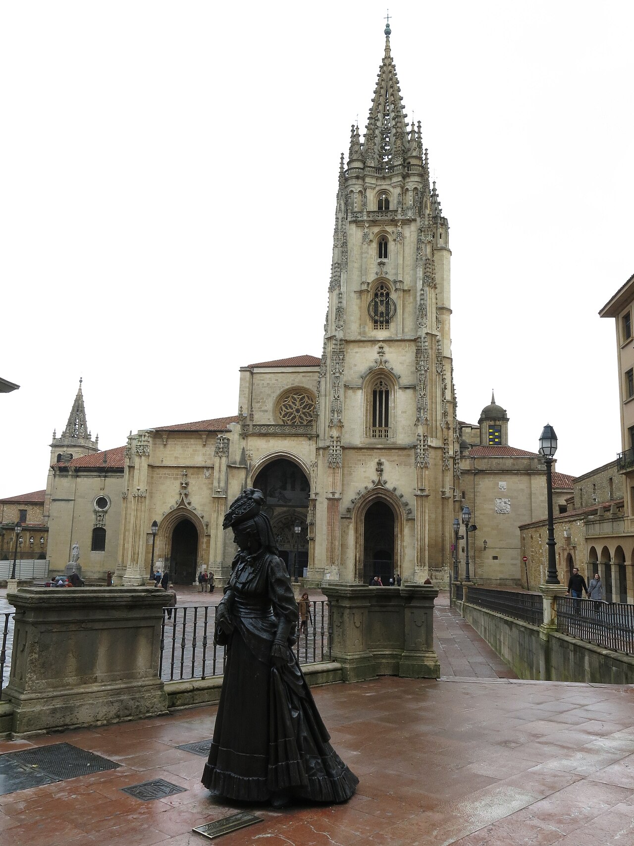 Plaza de la Catedral de Oviedo